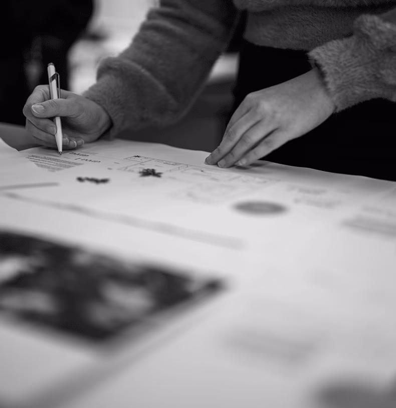Corporate Design Planung auf Papier